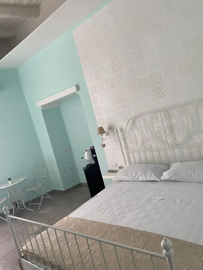 Bed & Breakfast Bed and Breakfast Beb La Gemma Napoli Italia