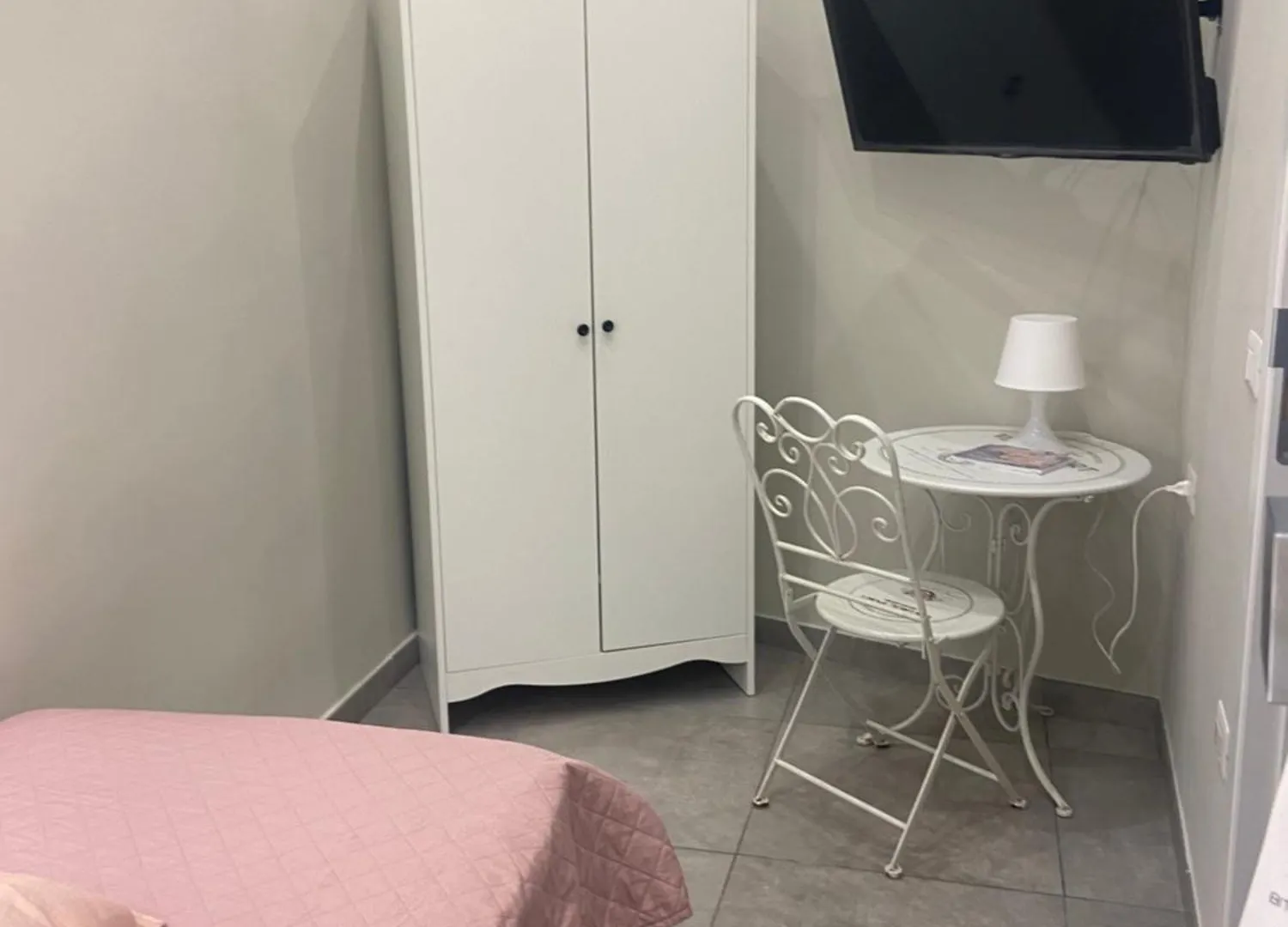 Bed and Breakfast Beb La Gemma Napoli Italia